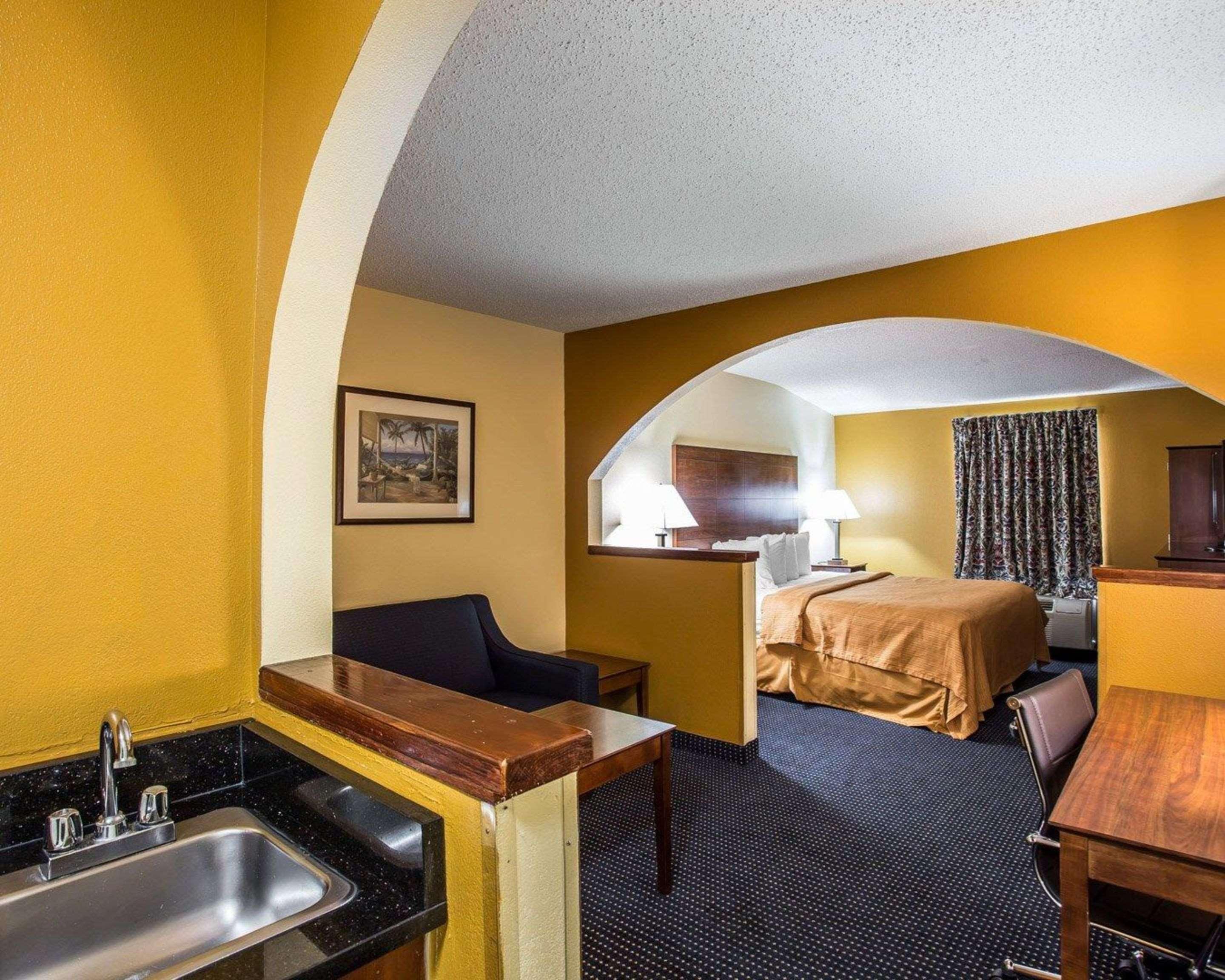 Quality Inn Mullins Marion Экстерьер фото