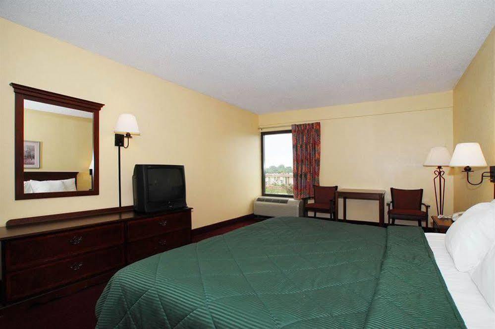 Quality Inn Mullins Marion Экстерьер фото